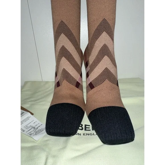 BURBERRY KNITTED CHECK SOCK BOOTS BIRCH BROWN NEW 37.5 7.5 - Picture 8 of 12